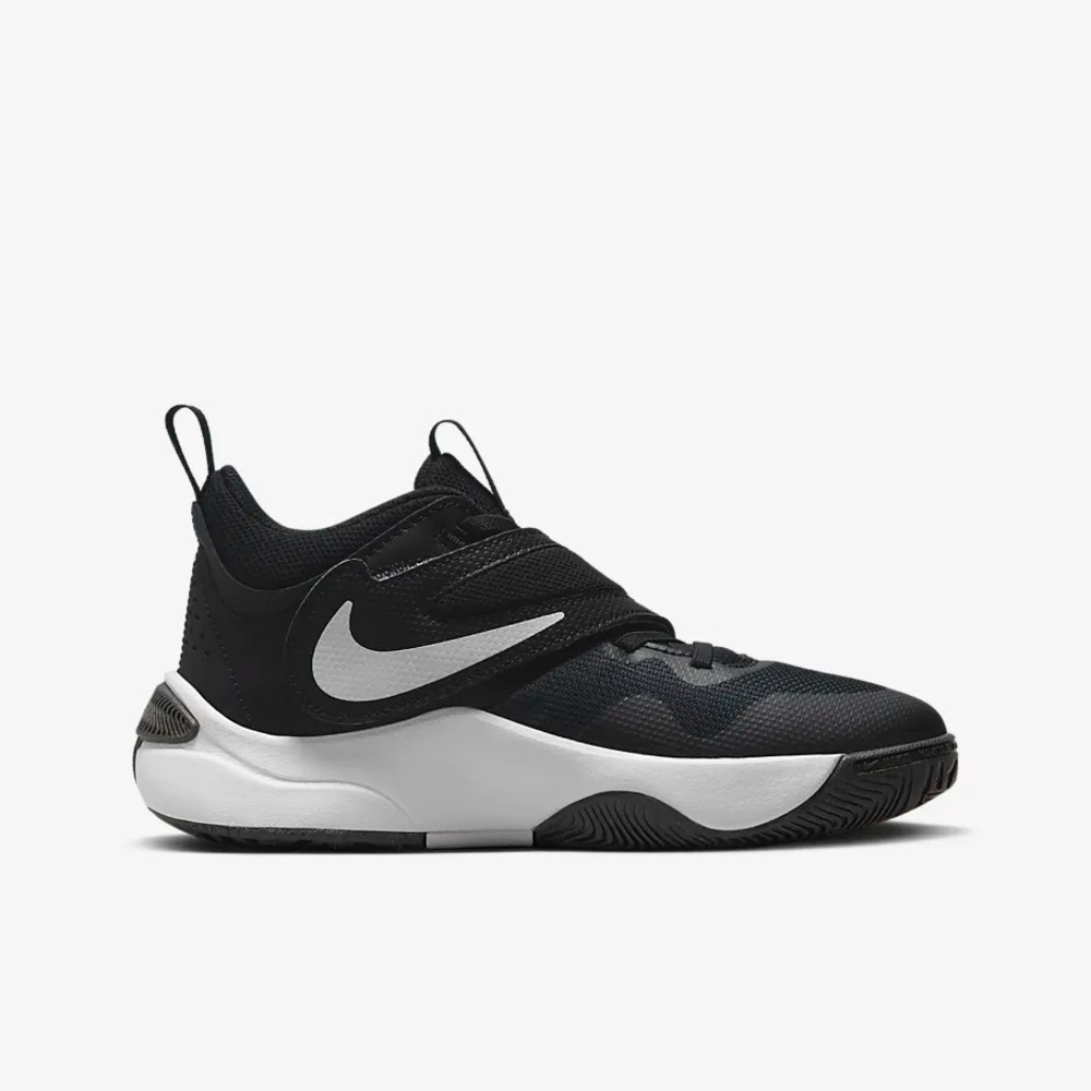 NIKE Team Hustle D 11 Big Kids' Basketball Shoes Black & White Size 7Y NEW - Picture 14 of 16